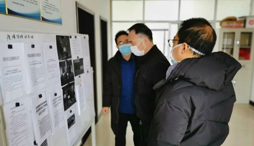 周金平先后到楚星公司、松滋肥業(yè)、實(shí)訓(xùn)基地和股份公司檢查疫情防控工作(圖3)