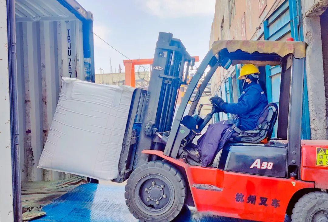 揚帆出海！內(nèi)蒙宜化開啟綠色物流新模式(圖4)