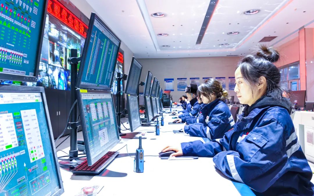 新疆宜化電石車間二一班：強化班組建設(shè)，筑牢基層基石(圖2)