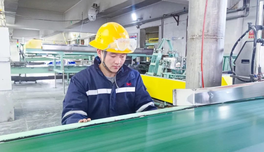 【宜化榜樣】新疆天運陳寶斌：善于鉆研敢擔(dān)當，凝聚力量勇拼搏(圖5)