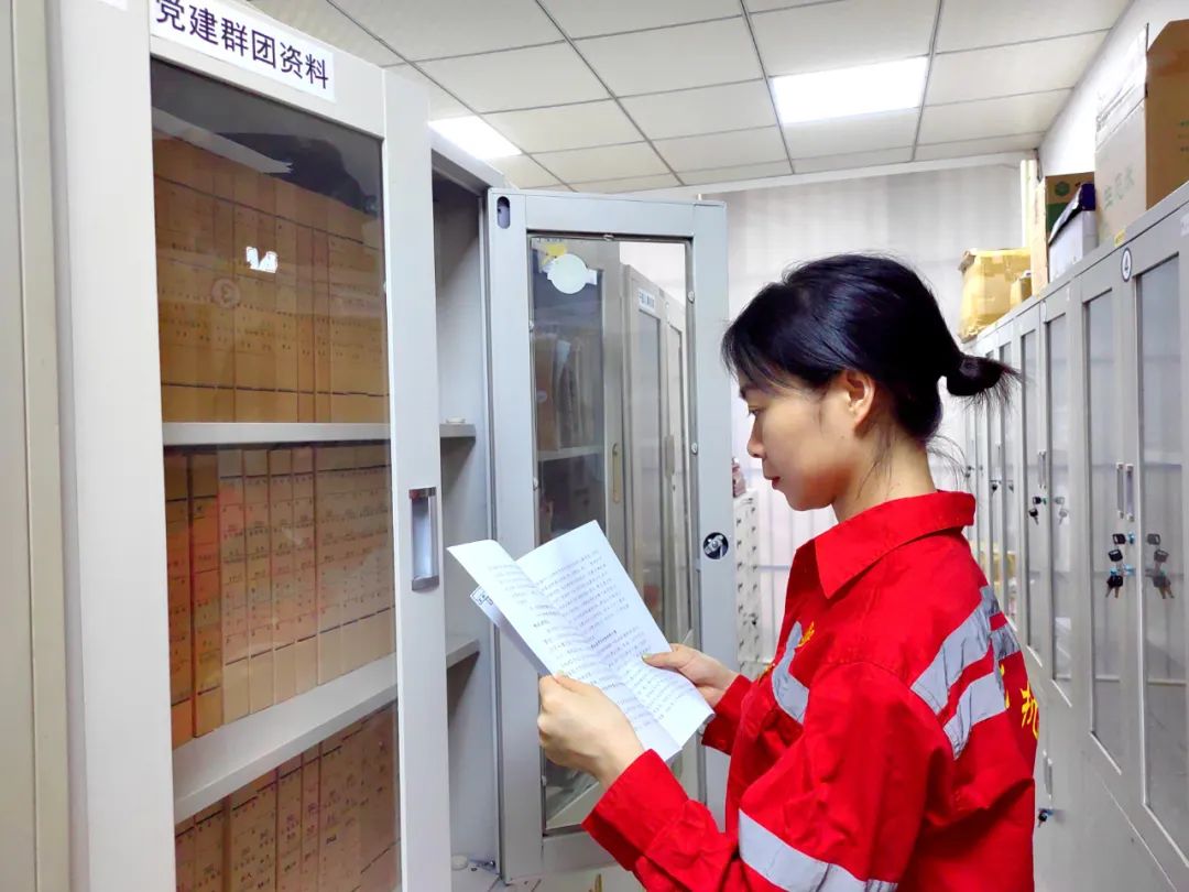 【宜化榜樣】化機公司李丹：提升素質(zhì)強技能，勇于奉獻顯擔當(圖4)