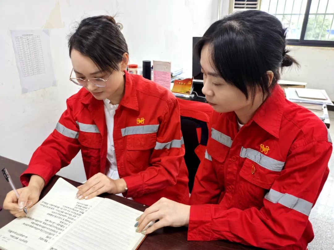 【宜化榜樣】化機公司李丹：提升素質(zhì)強技能，勇于奉獻顯擔當(圖3)