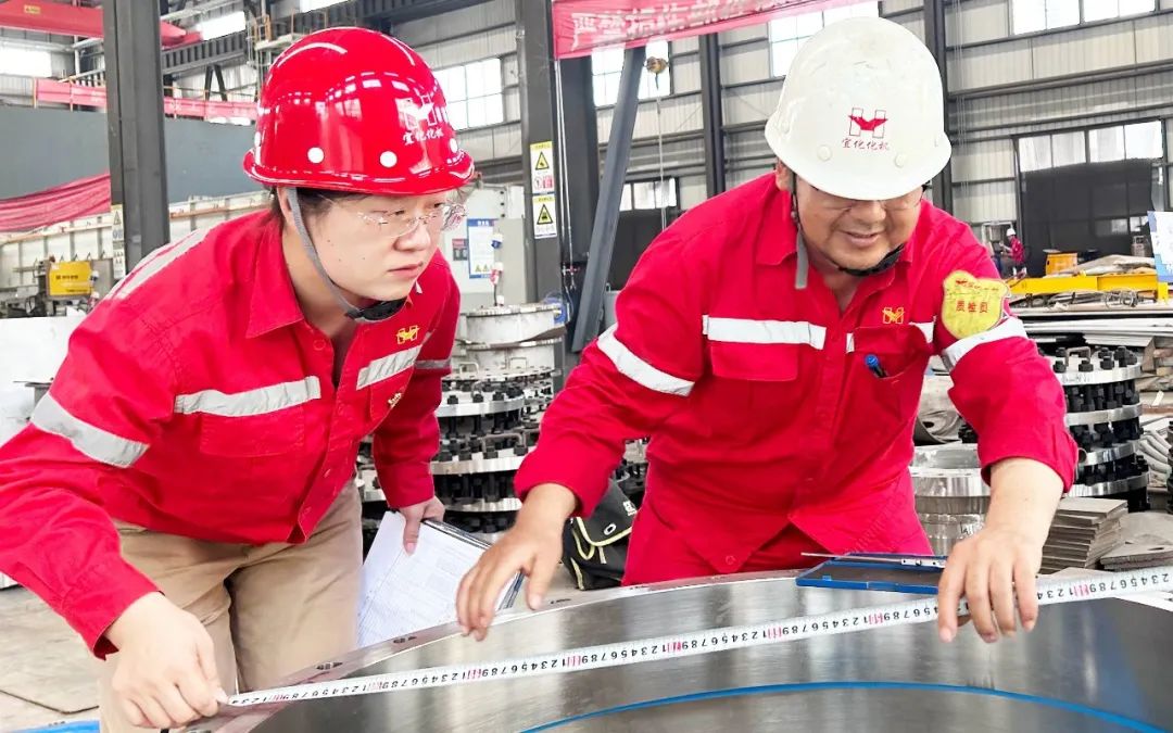 【宜化榜樣】化機公司牛艷嬌：恪盡職守勇?lián)?，廉潔自律揚清風(圖5)