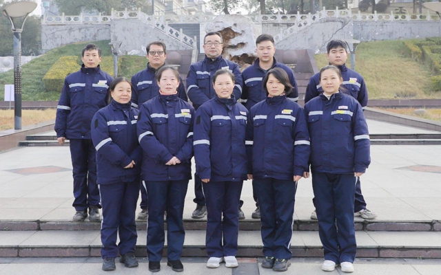 喜報(bào)！全國表彰，股份公司猇亭片區(qū)電解四班榜上有名！(圖1)