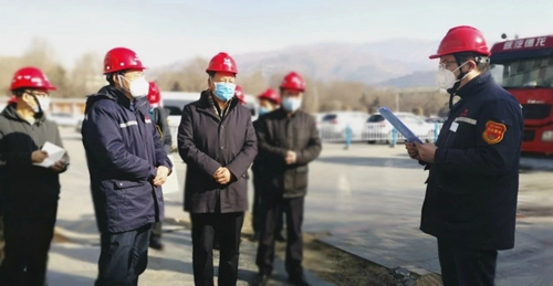青海省委常委、省總工會主席馬吉孝到青海宜化調(diào)研慰問